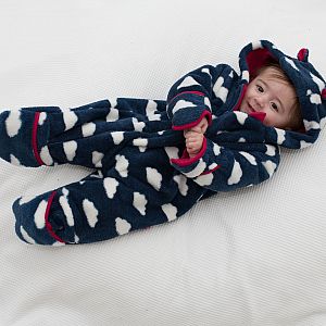 Fleece Overall mit Wolken-Motiv blau